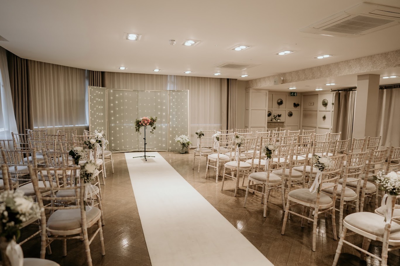 the palm court hotel aberedeen wedding venue with the celebrant angel aberdeen