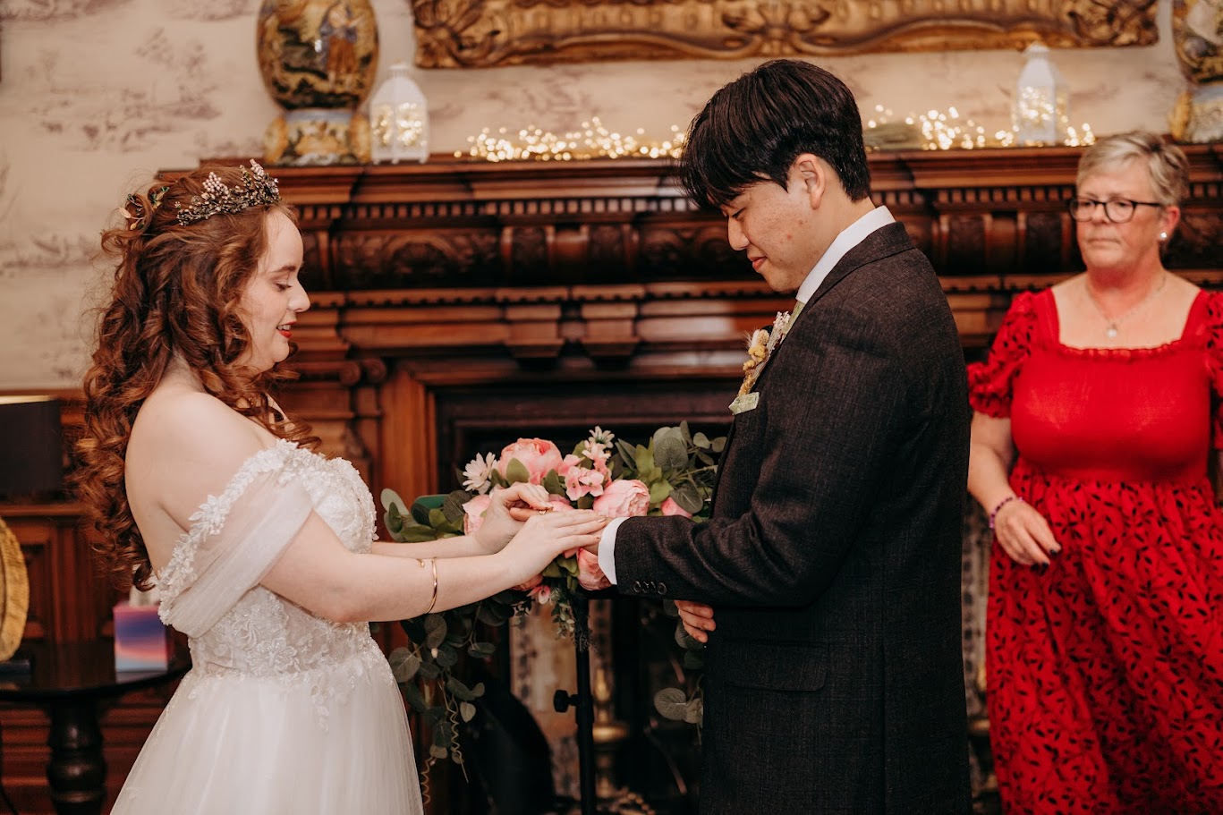 amie and dongho's wedding blessing with mary gibson the celebrant angel aberdeen humanist weddings aberdeen