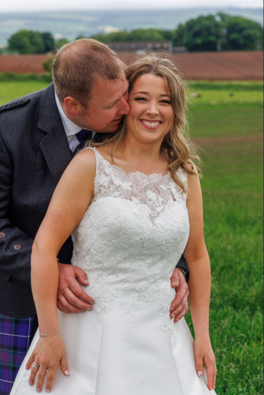 rachel and bruce wedding with mary gibson the celebrant angel aberdeen humanist celebrant aberdeen