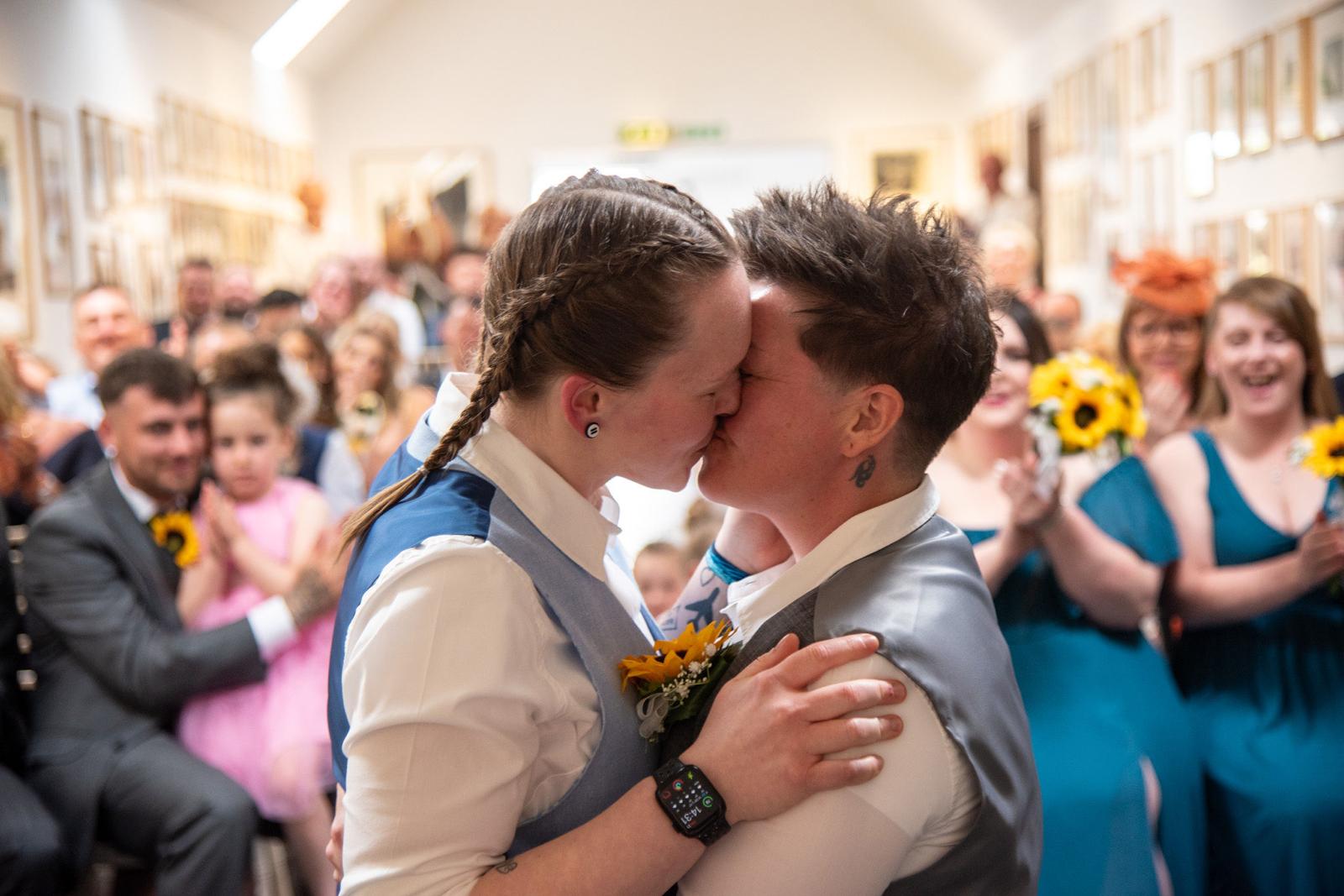 A commitment ceremony with the celebrant angel aberdeen humanist weddings aberdeen