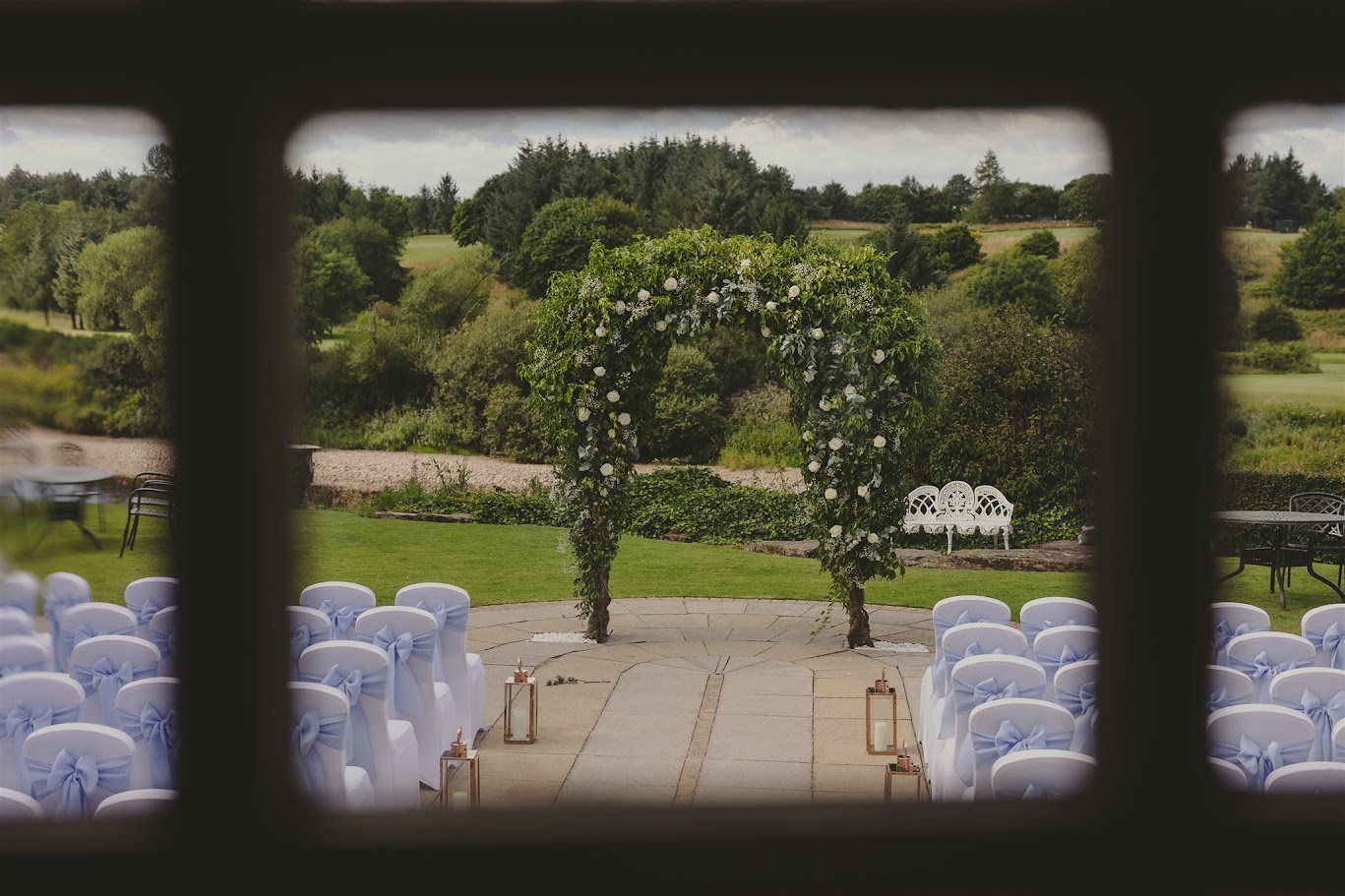 Jen and Craig's wedding with mary gibson the celebrant angel aberdeen. Maryculter house hotel wedding